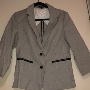 3/4 sleeve striped blazer